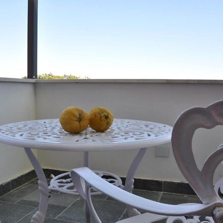 Calise Guest House Procida Bagian luar foto