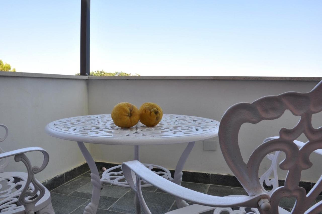 Calise Guest House Procida Bagian luar foto