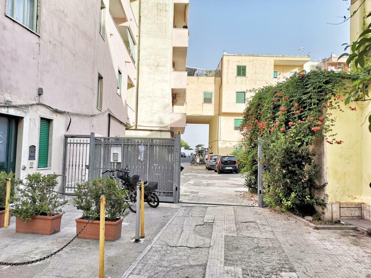Calise Guest House Procida Bagian luar foto
